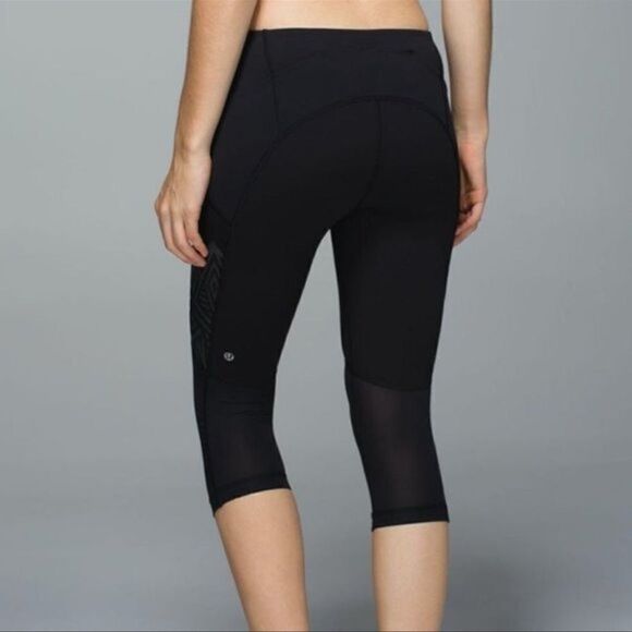 Lululemon Inkwell Reflective Stash It Crop Leggings 4 - Picture 1 of 7